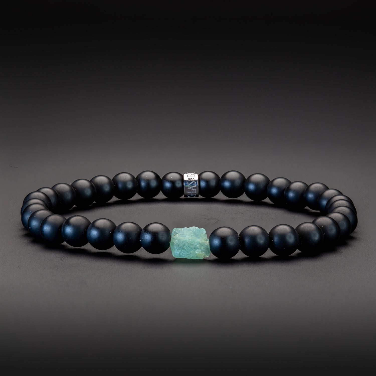 Smaragd und Black Onyx matt Armband 6mm- Mai Birthstone - BONES & BUDDHAS