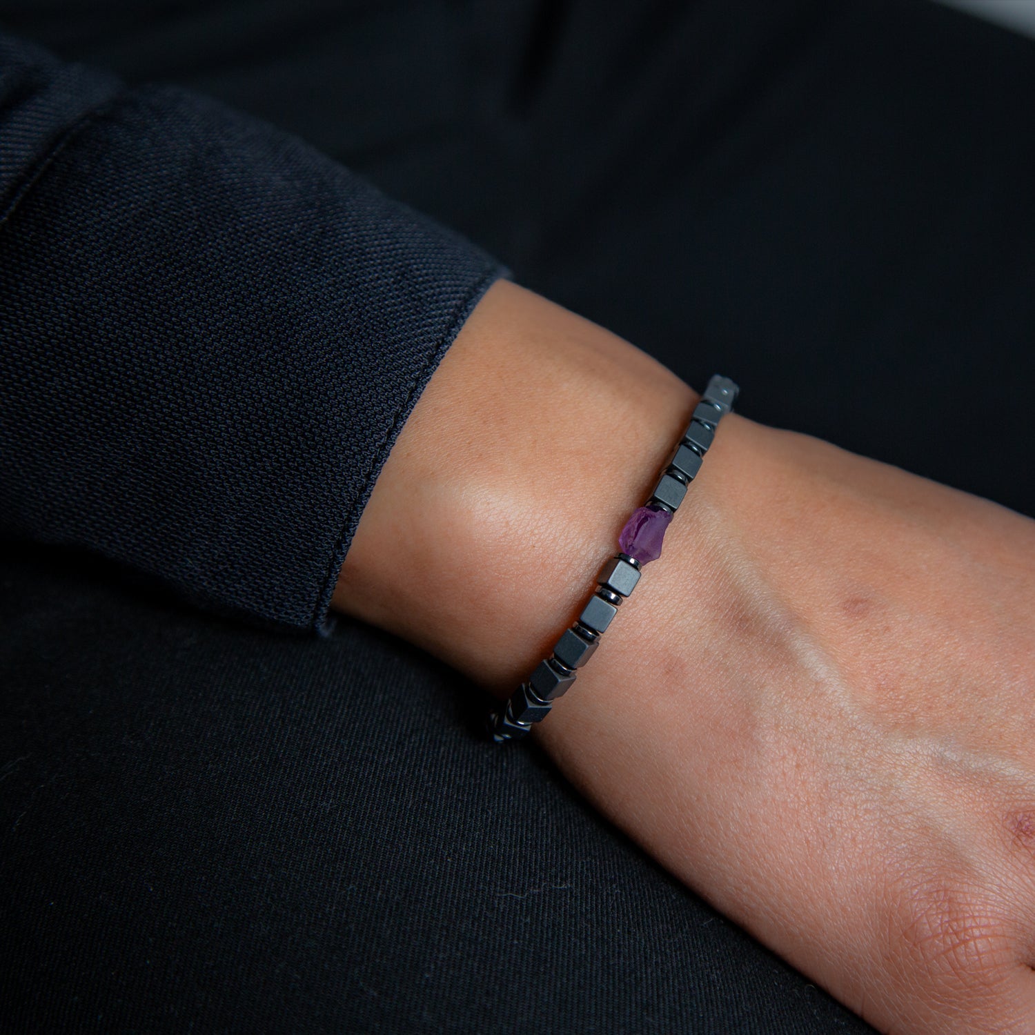 Amethyst und Hämatit matt Armband 4mm- Februar Birthstone - BONES & BUDDHAS