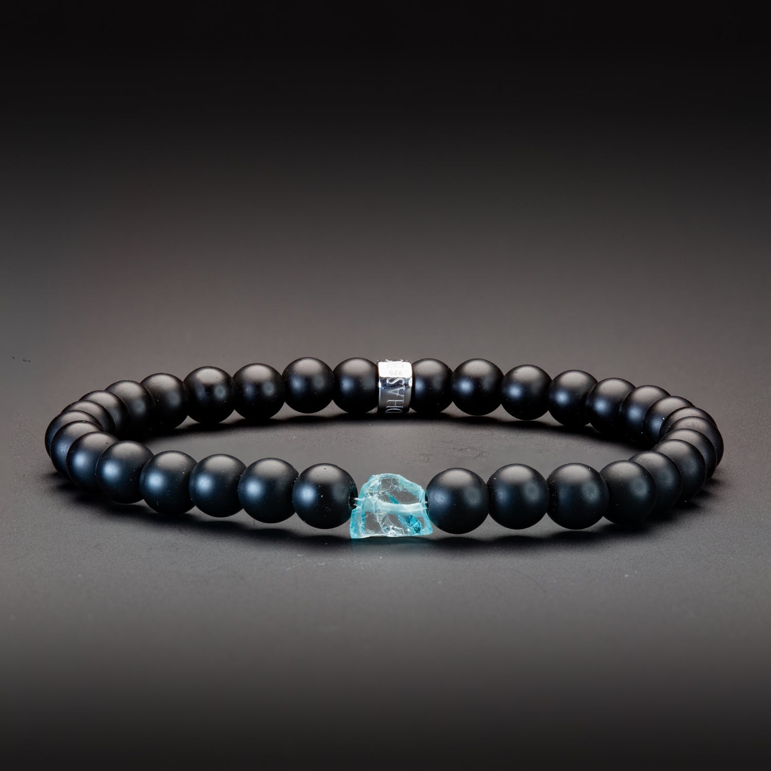 Blauer Topaz  und Black Onyx matt Armband 6mm- Dezember Birthstone - BONES & BUDDHAS