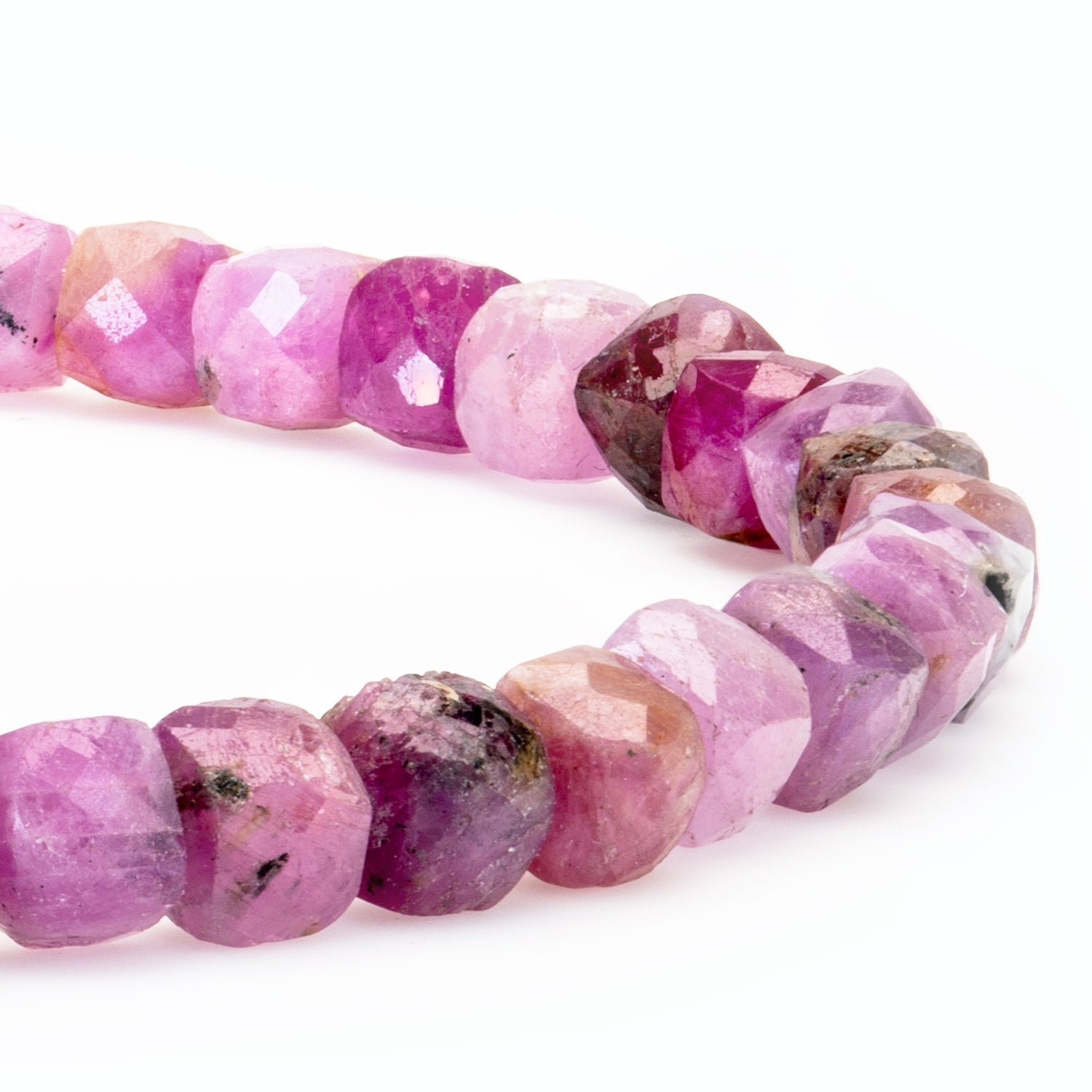 Rubin Cube Armband facettiert 4 mm- Juli Geburtsstein - BONES & BUDDHAS