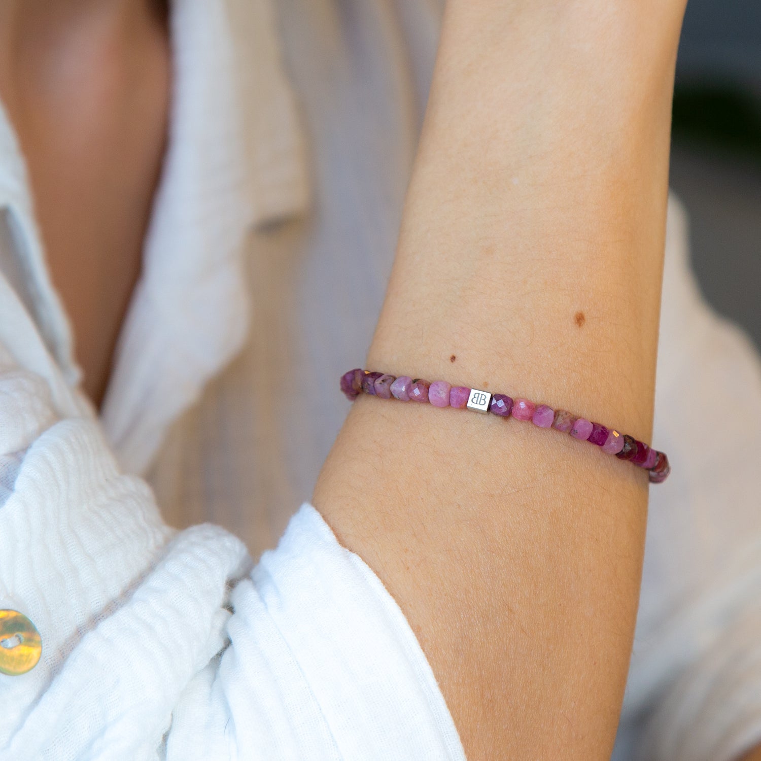 Rubin Cube Armband facettiert 4 mm- Juli Geburtsstein - BONES & BUDDHAS